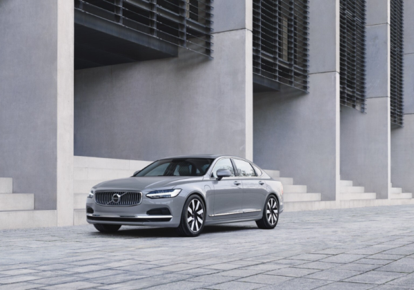 Xe VOLVO S90 ULTRA màu Vapour Grey 